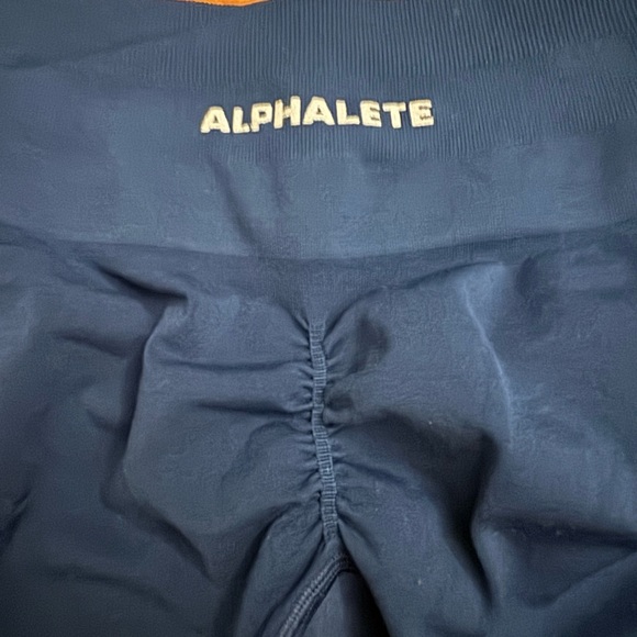 Victory blue alphalete amplify legging - Picture 4 of 6